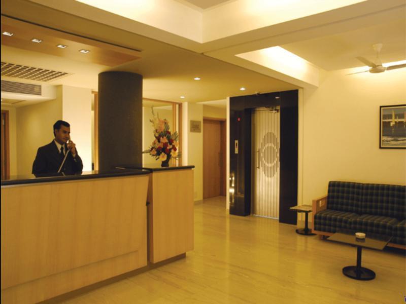 Hotel Skylon Ahmedabad Exterior photo